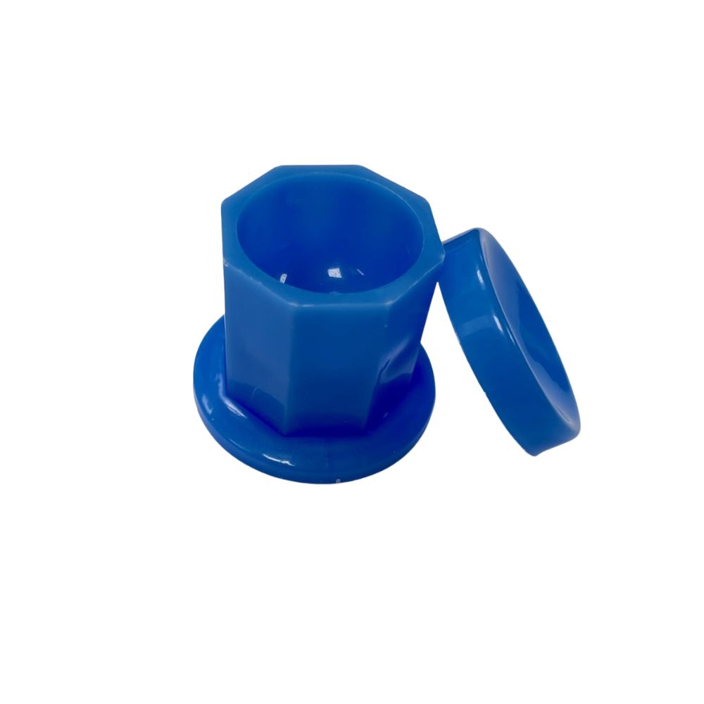 POT EN PLASTIQUE AVEC CAPUCHON POUR PINCEAU